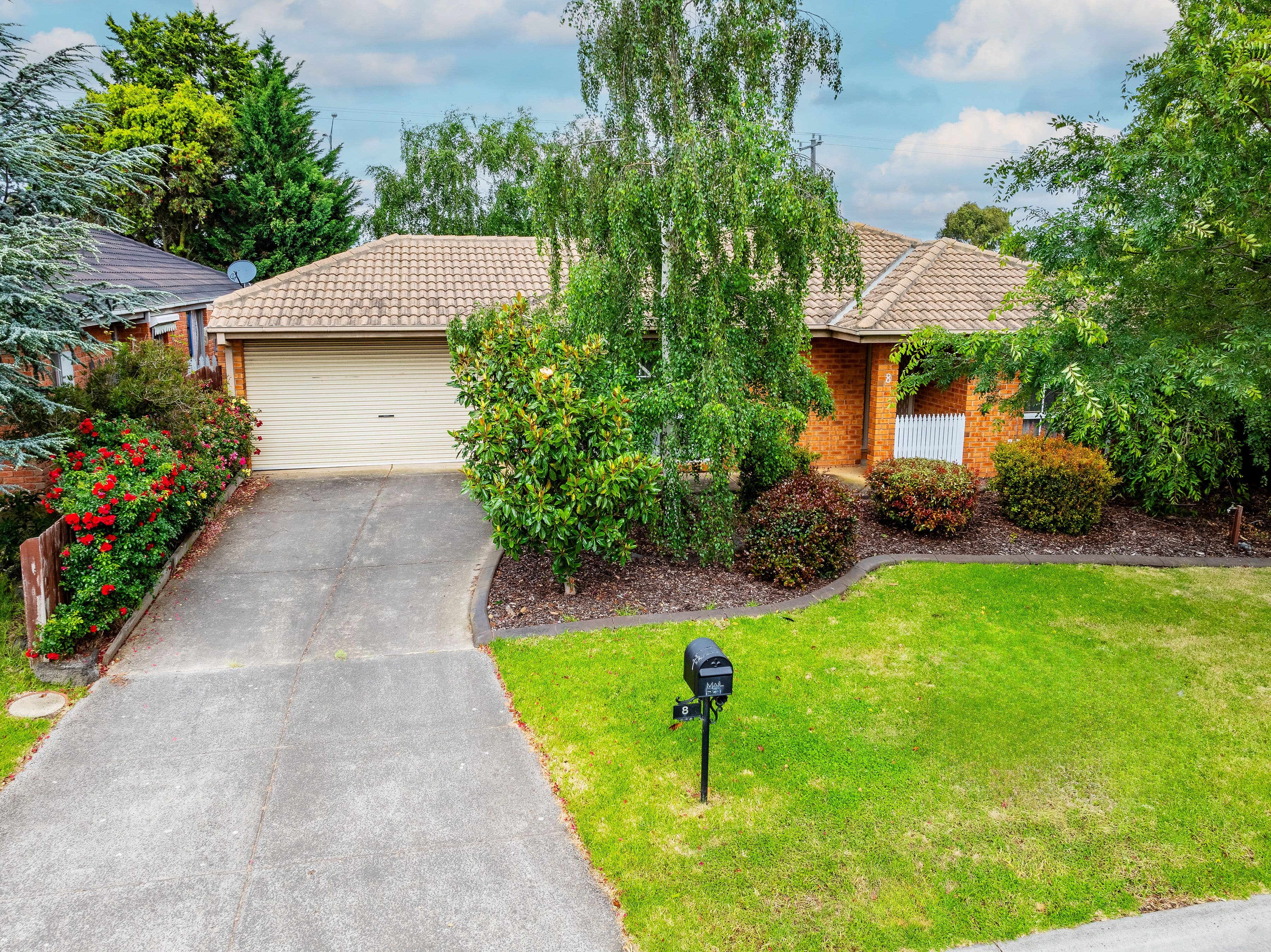 8 Elda Court, Cranbourne North VIC 3977, Cranbourne North - Image 1