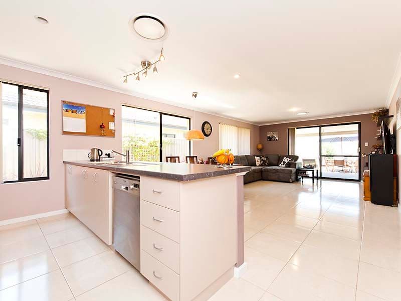 31 Magdalen Loop, PIARA WATERS WA 6112, Piara Waters - Thumbnail 7