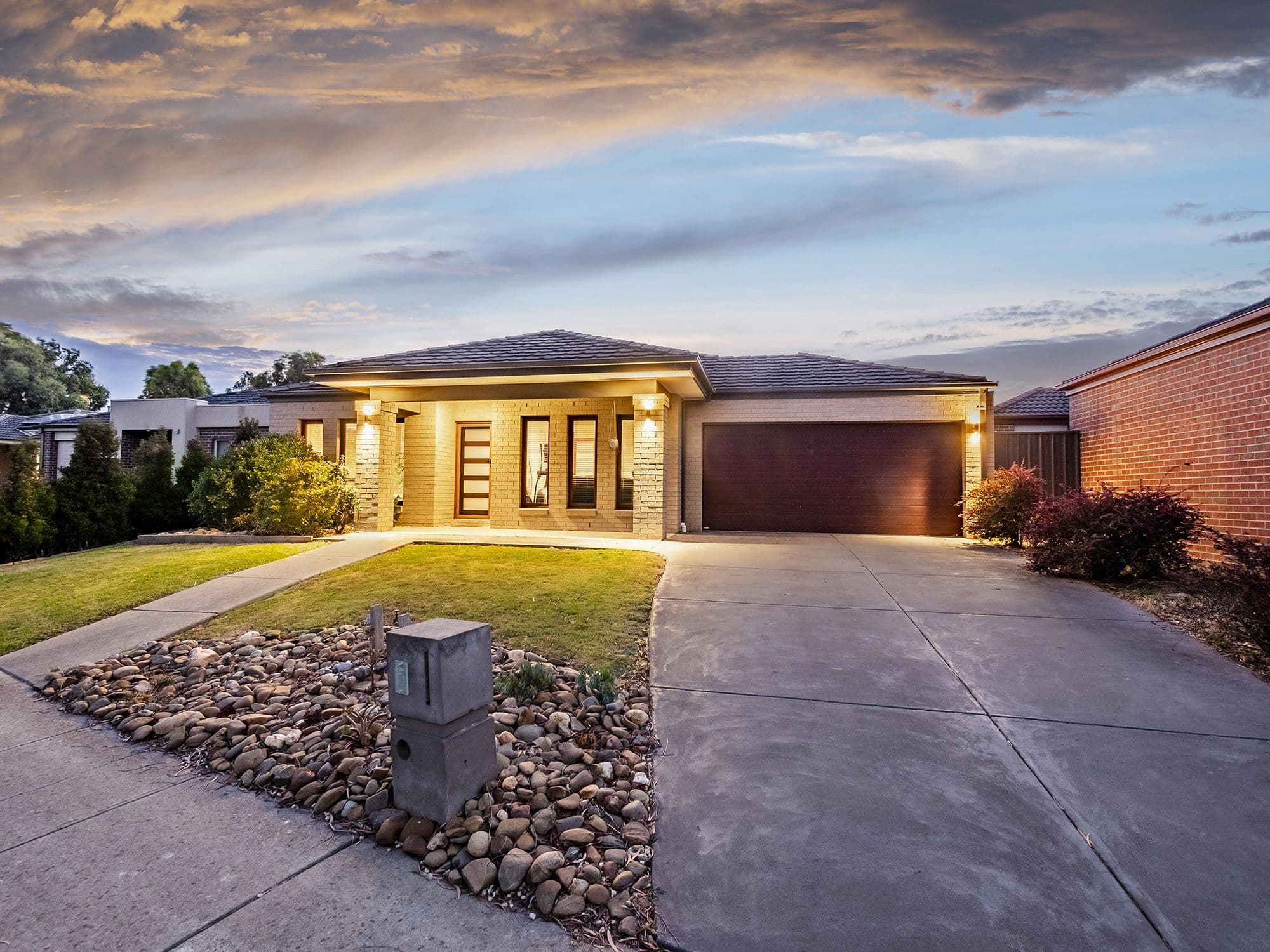 5 Sagan Drive, Cranbourne North VIC 3977, Cranbourne North - Image 1