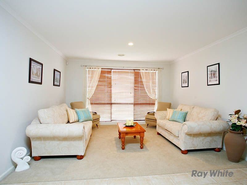 6 Lynch Court, BERWICK VIC 3806, Berwick - Thumbnail 4