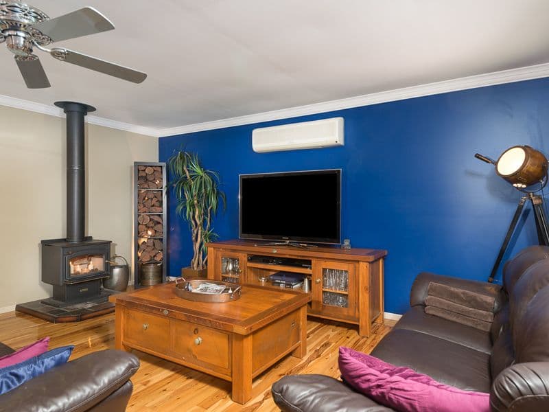 11 Pago Terrace, Pacific Pines QLD 4211, Pacific Pines - Thumbnail 6