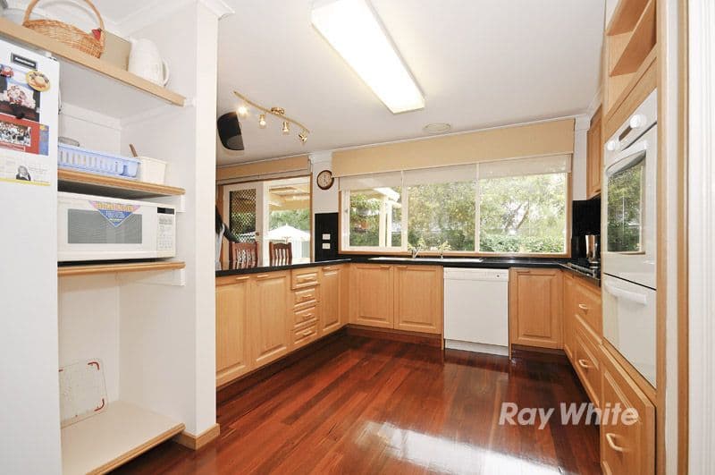 165 Argyle Way, WANTIRNA SOUTH VIC 3152, Wantirna South - Thumbnail 4