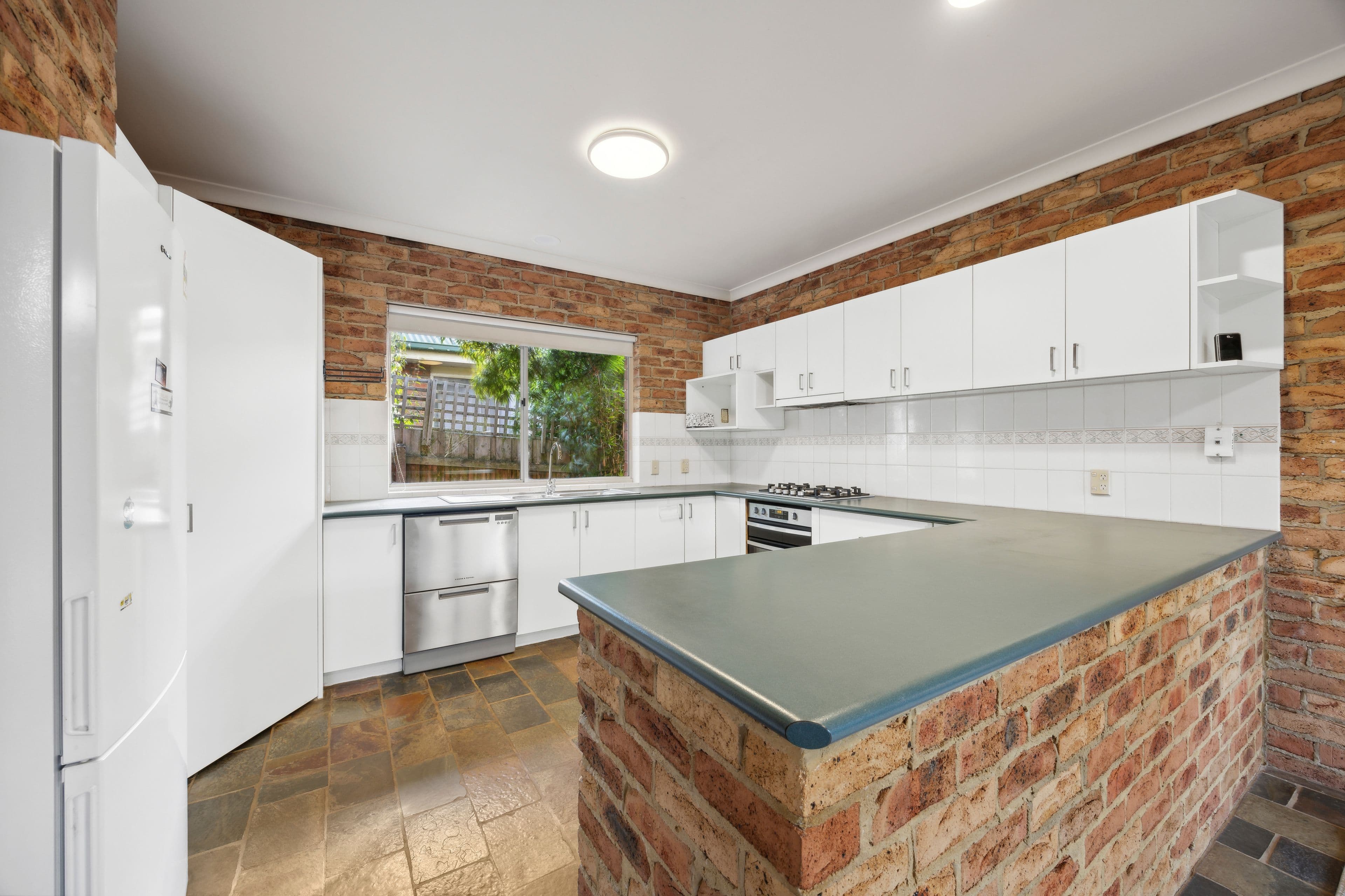 84 Parr Street, Leongatha VIC 3953, Leongatha - Thumbnail 8