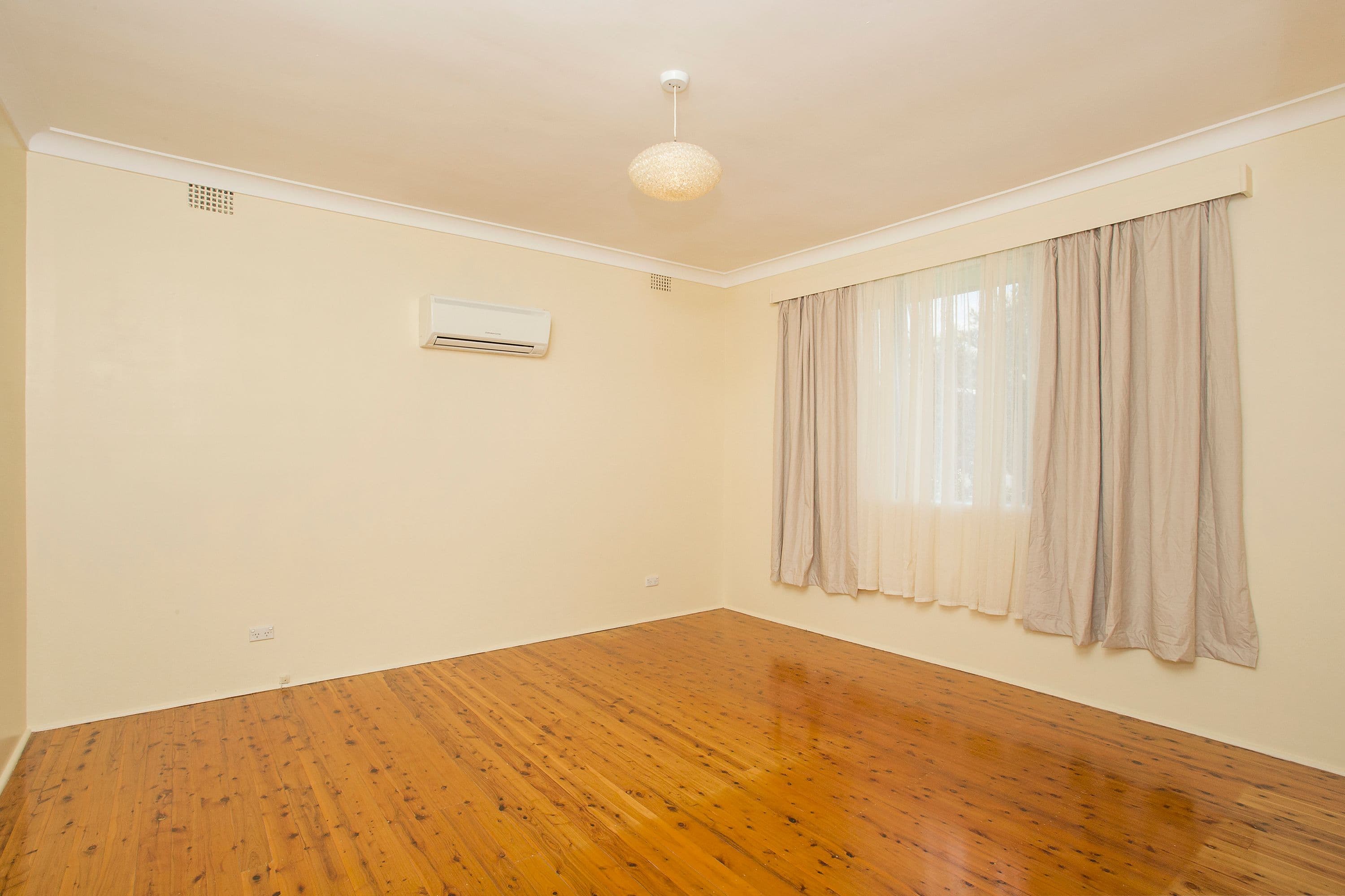 94 Hooke Street, Dungog - Thumbnail 2