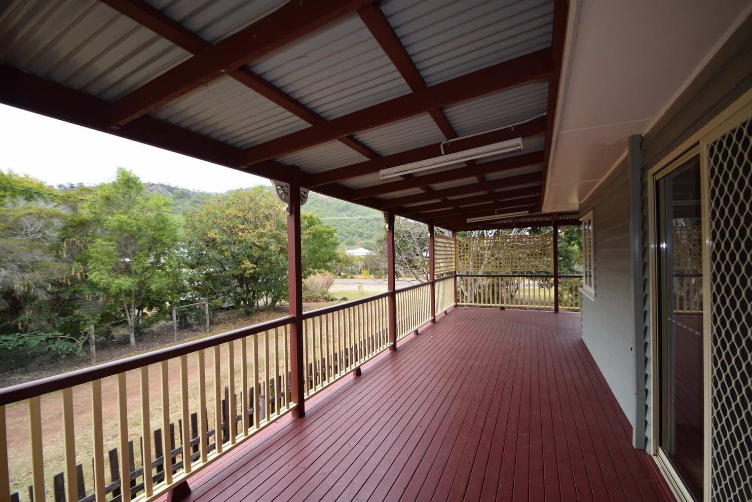 2 Rashford Street, Esk QLD 4312, Esk - Thumbnail 4