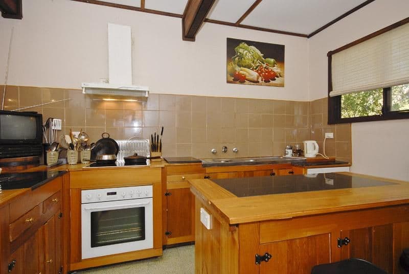 72 Heads Road, DONVALE VIC 3111, Donvale - Thumbnail 2
