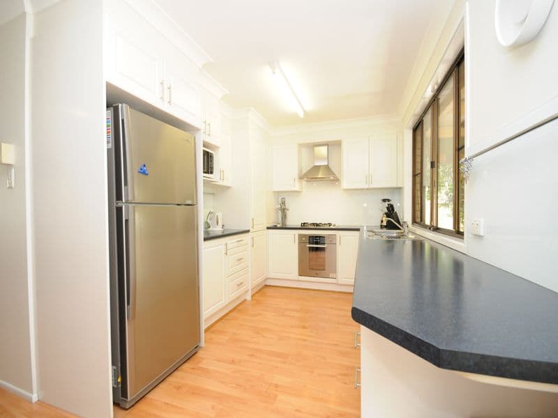 5 Streeton Court, ROTHWELL QLD 4022, Rothwell - Thumbnail 2