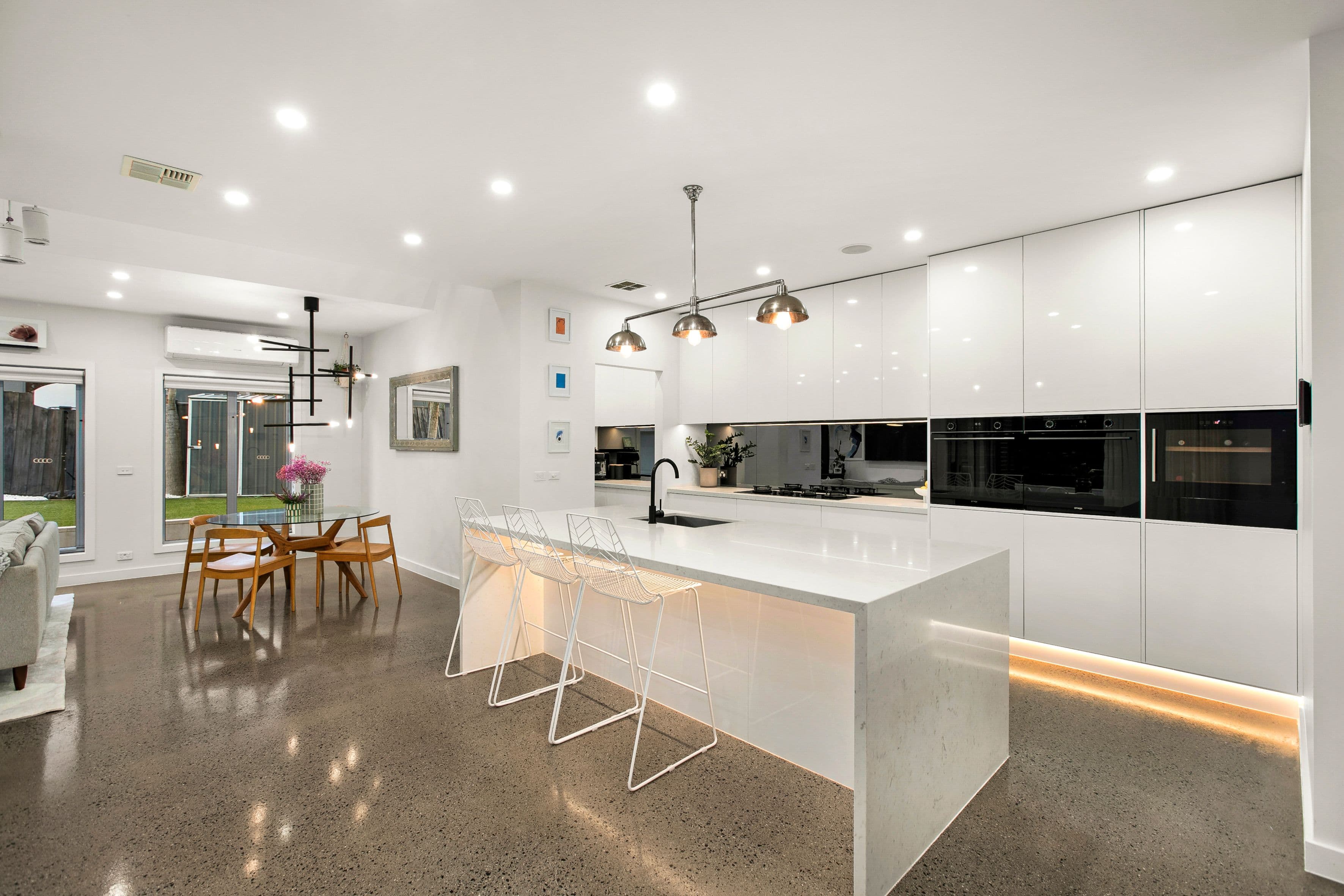 23 Perugia Avenue, Greenvale VIC 3059, Greenvale - Thumbnail 3