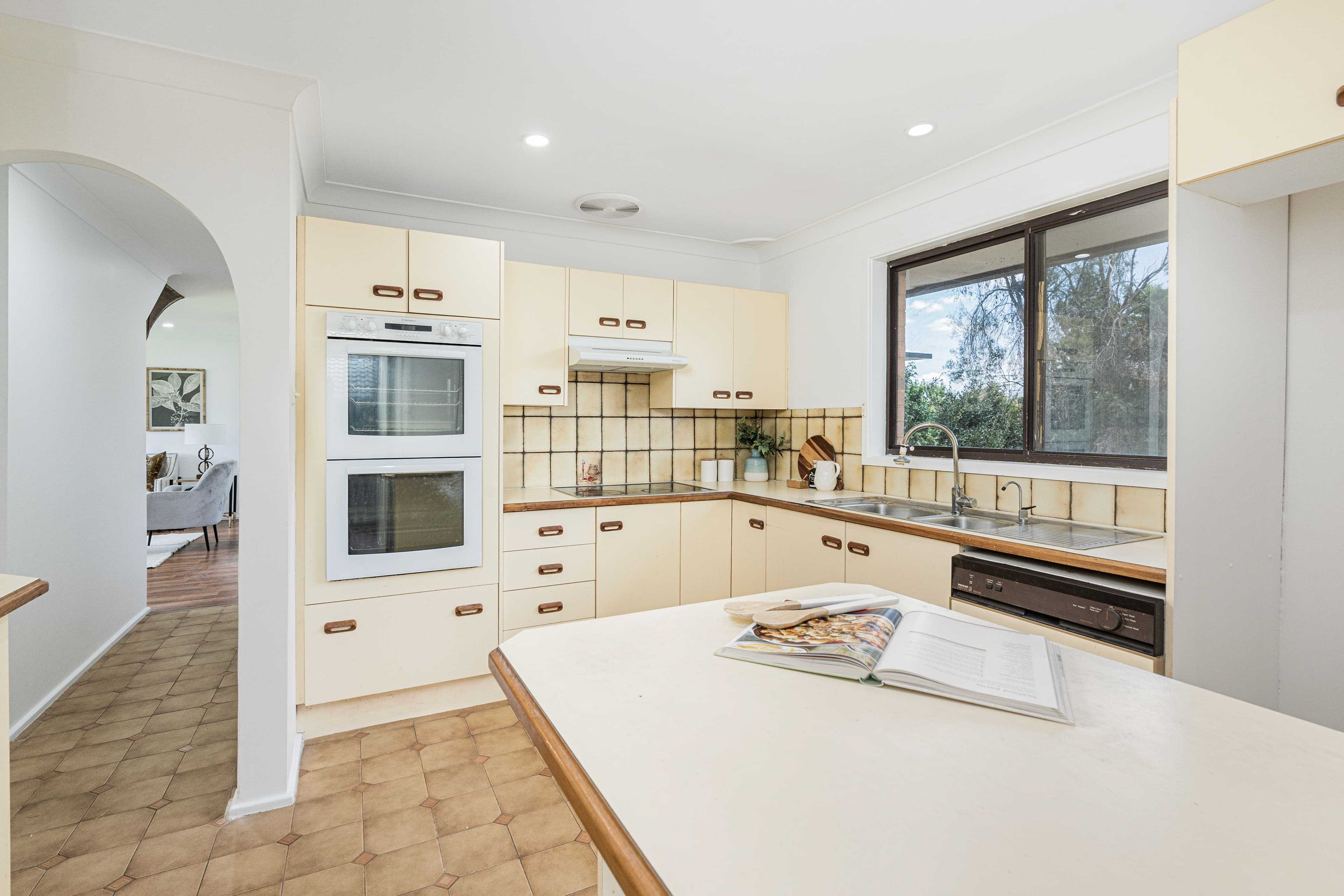 27 Janamba Avenue, Kellyville NSW 2155, Kellyville - Thumbnail 4