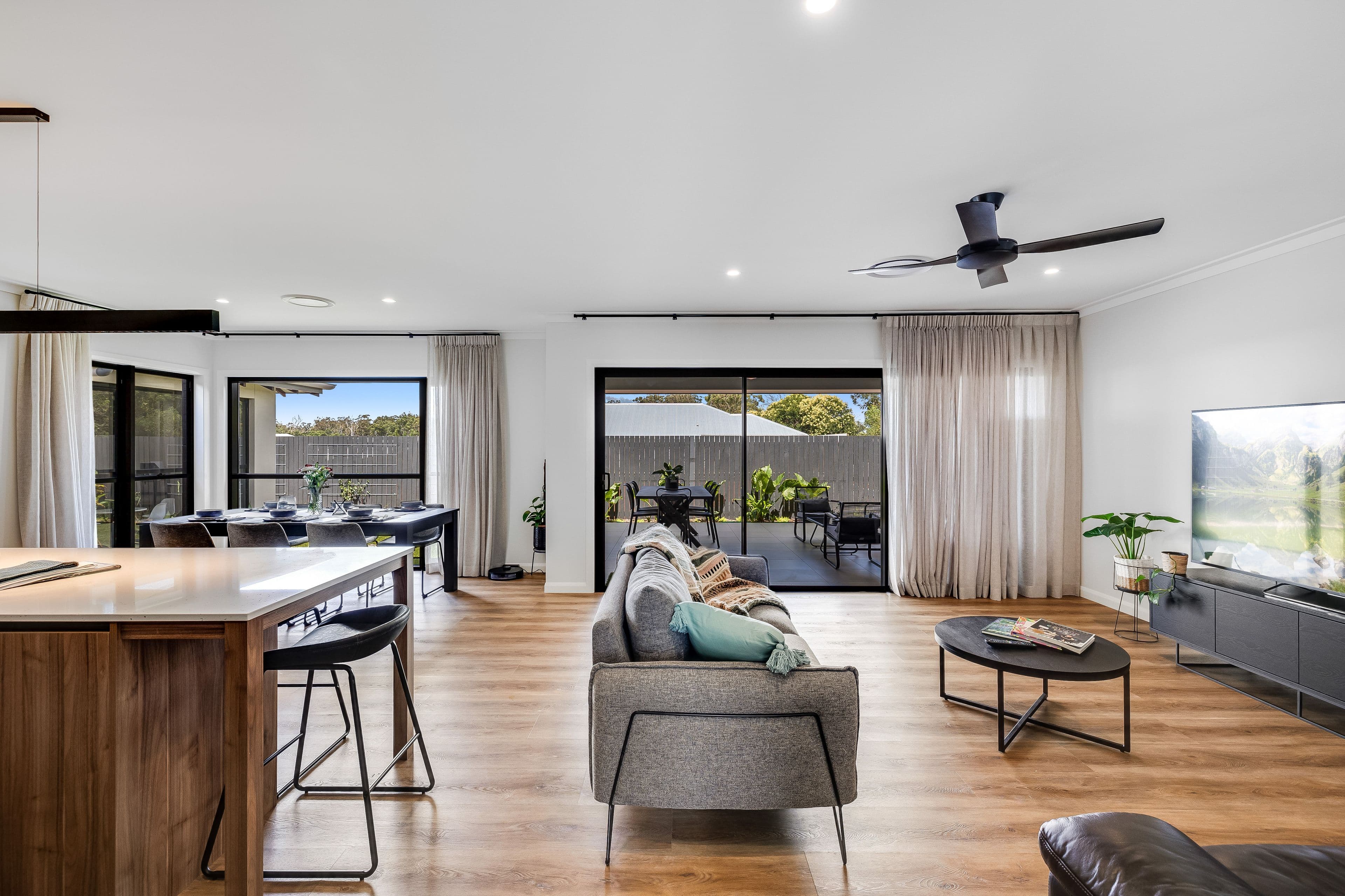 32 Brimblecombe Drive, Middle Ridge QLD 4350, Middle Ridge - Thumbnail 4