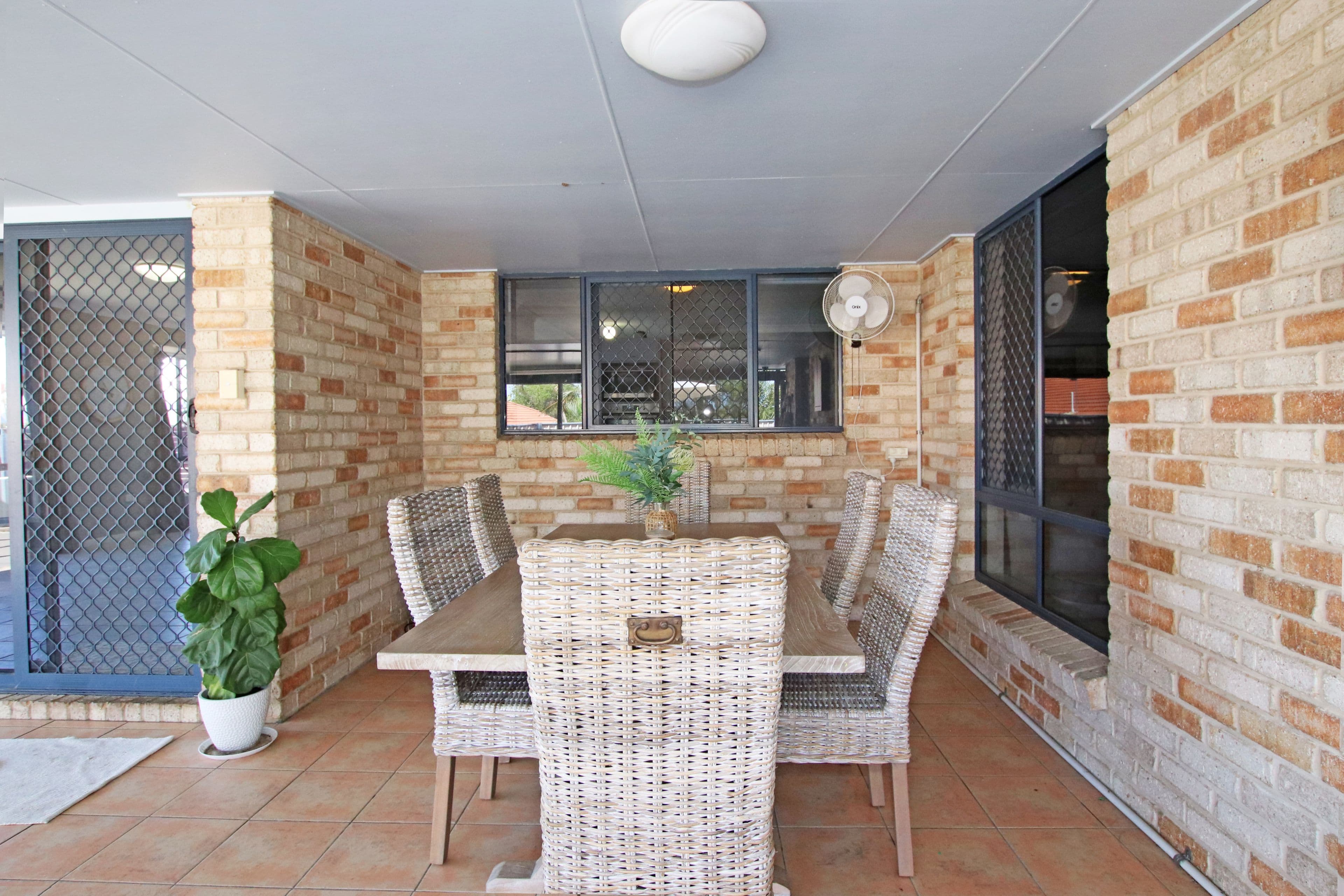 6 Ebony Way, Biloela QLD 4715, Biloela - Thumbnail 3