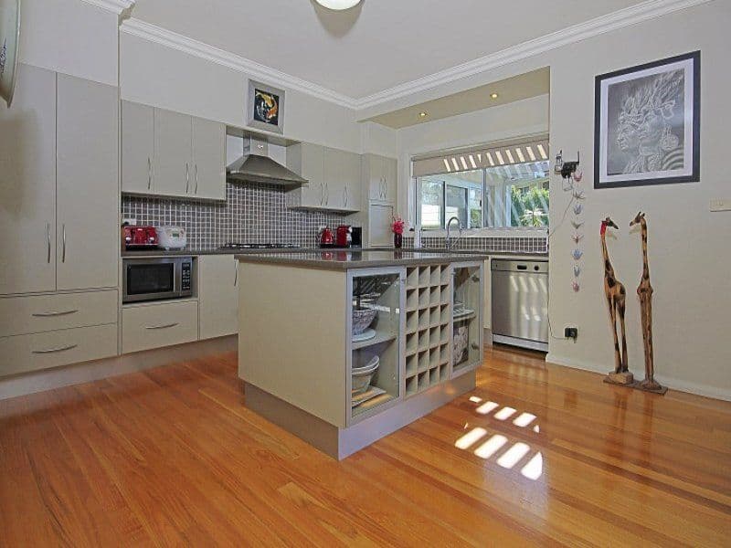 14 Yarrawonga Drive, MOLLYMOOK NSW 2539, Mollymook Beach - Thumbnail 3