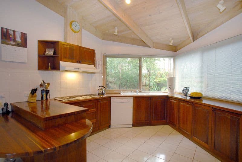 108 Forest Road, FERNTREE GULLY VIC 3156, Ferntree Gully - Thumbnail 3