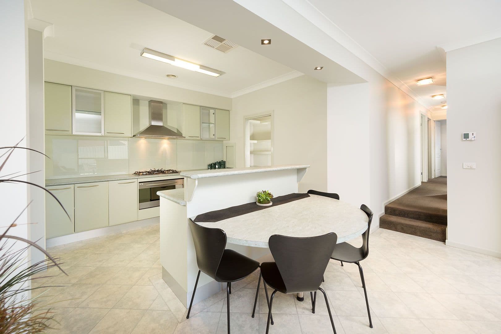 27 Mountain Way, Lavington - Thumbnail 4