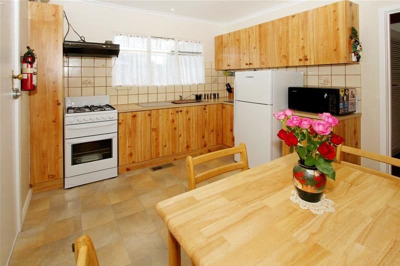 20 Brunei Crescent, HEIDELBERG WEST VIC 3081, Heidelberg West - Thumbnail 3