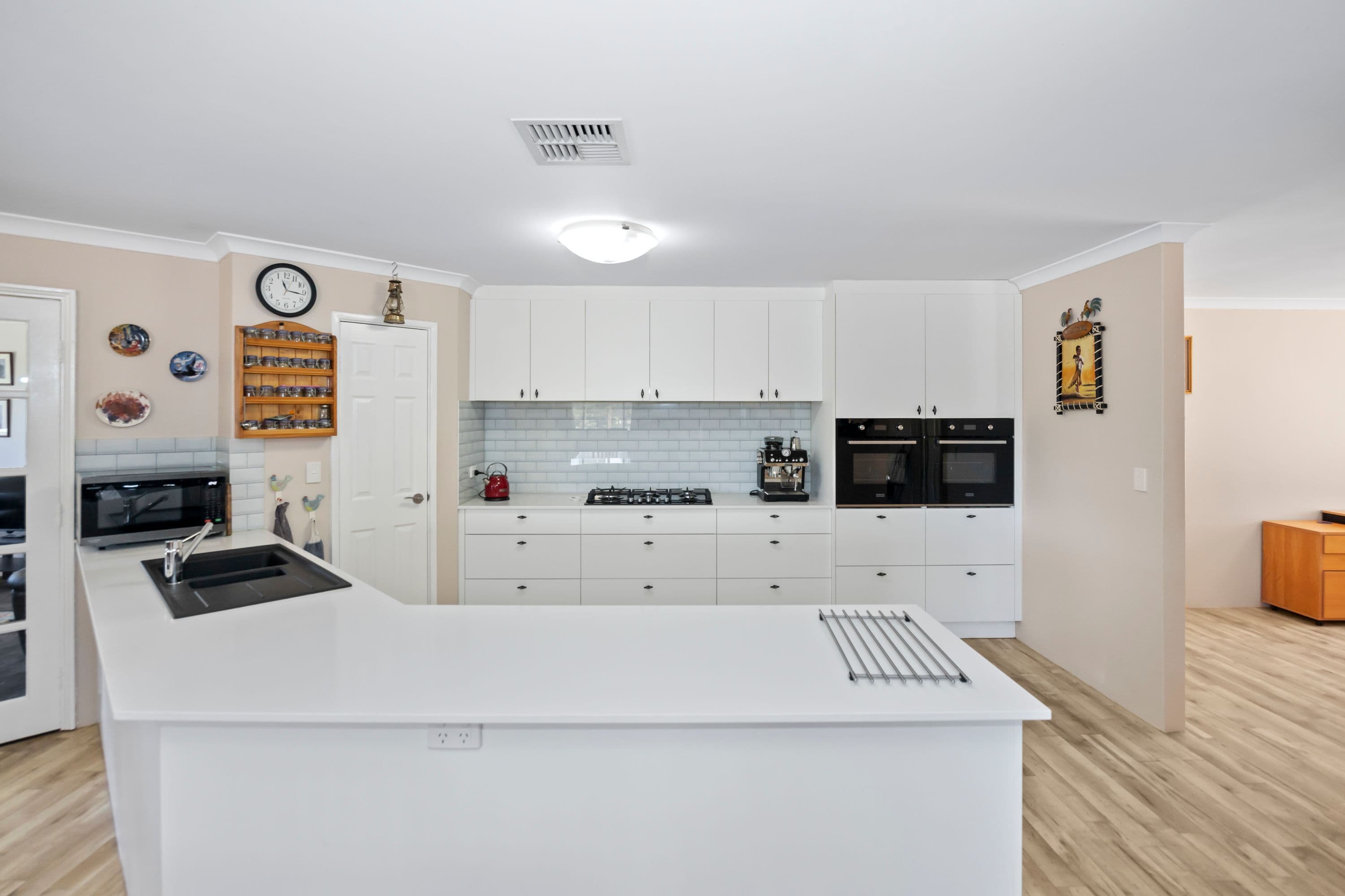 100 Olive Road, Wundowie WA 6560, Wundowie - Image 1