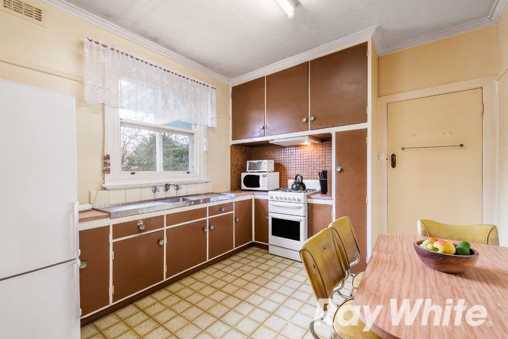 17 St Andrews Avenue, Rosanna VIC 3084, Rosanna - Thumbnail 5