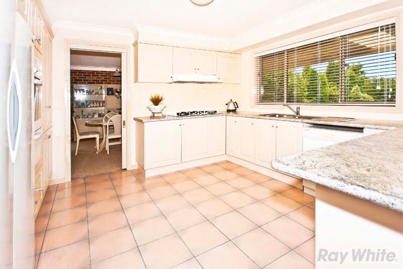 52  Begovich Crescent, ABBOTSBURY NSW 2176, Abbotsbury - Thumbnail 7