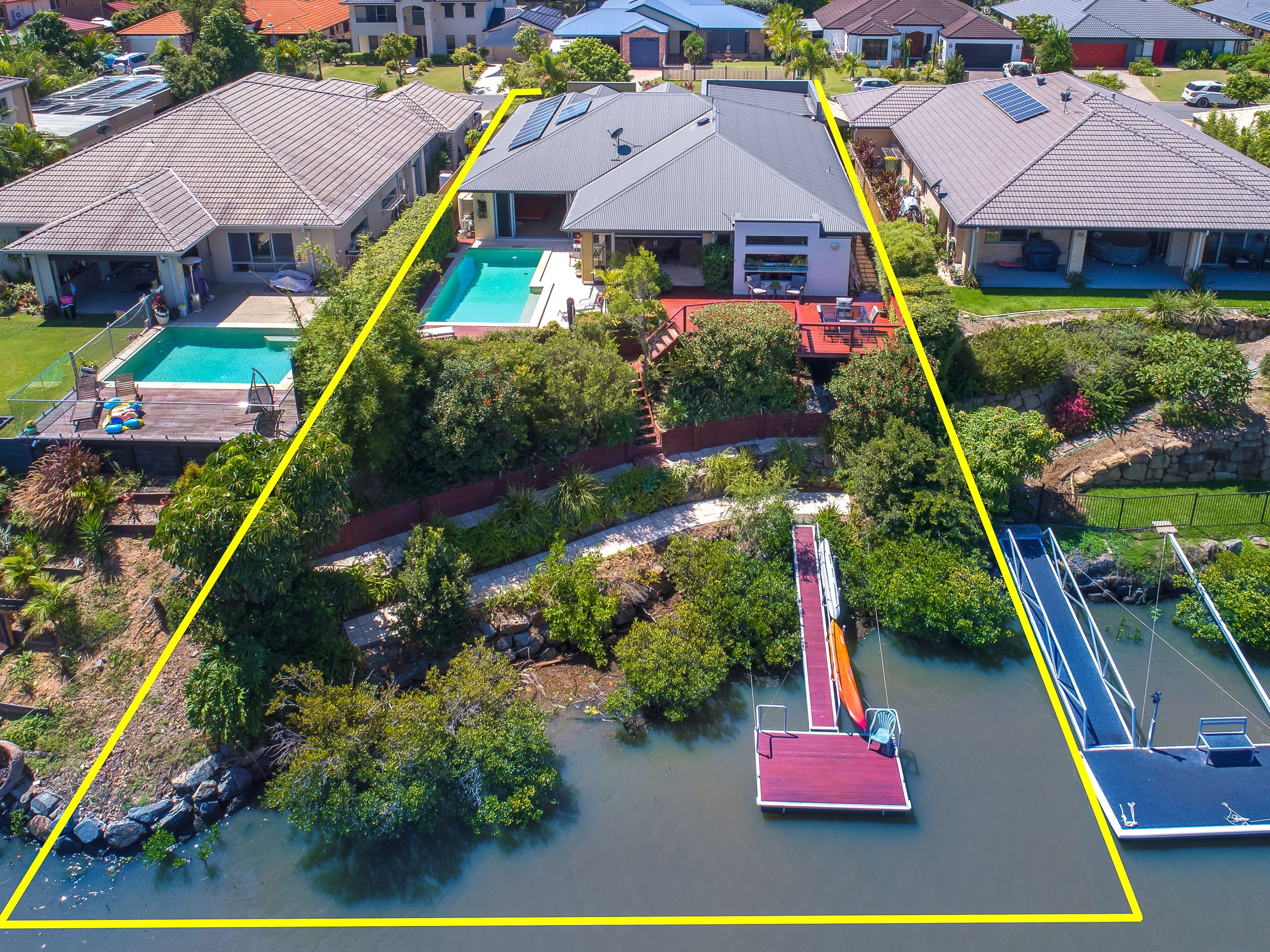 37 Brittany Drive, Oxenford QLD 4210, Oxenford - Thumbnail 3
