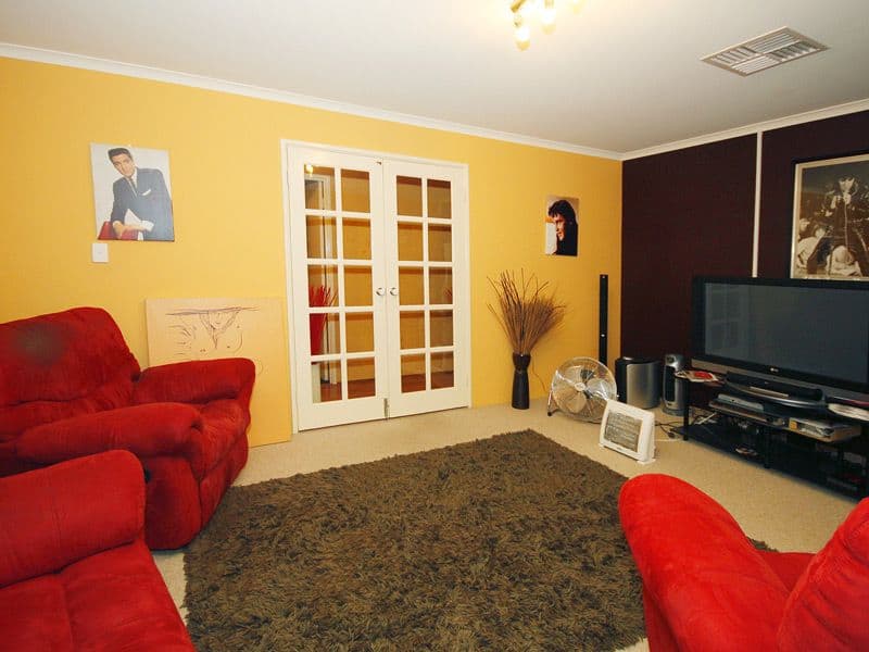 16 Wintergreene Drive, BEECHBORO WA 6063, Beechboro - Thumbnail 4