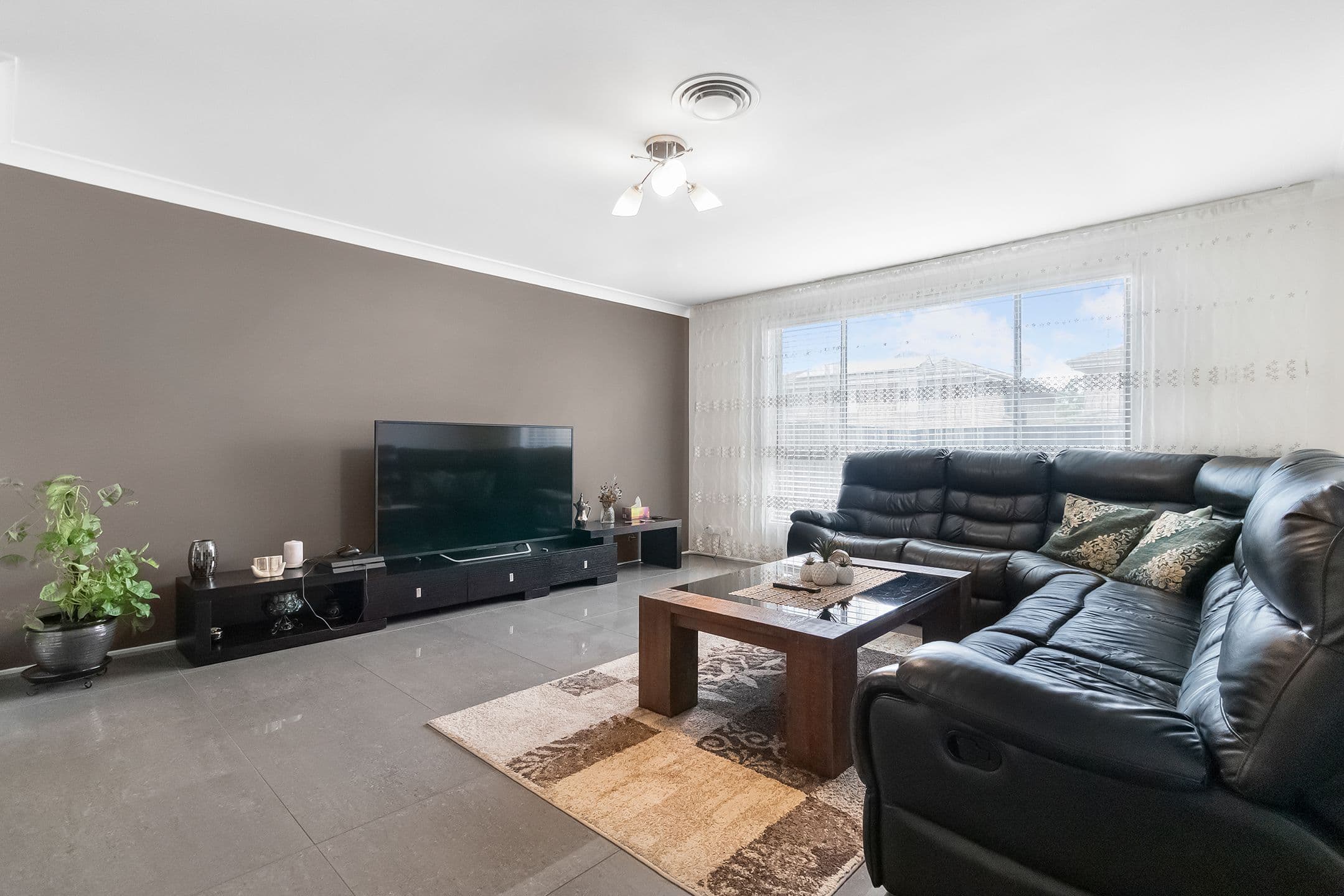 11 Geraldton Street, Prestons NSW 2170, Prestons - Thumbnail 2