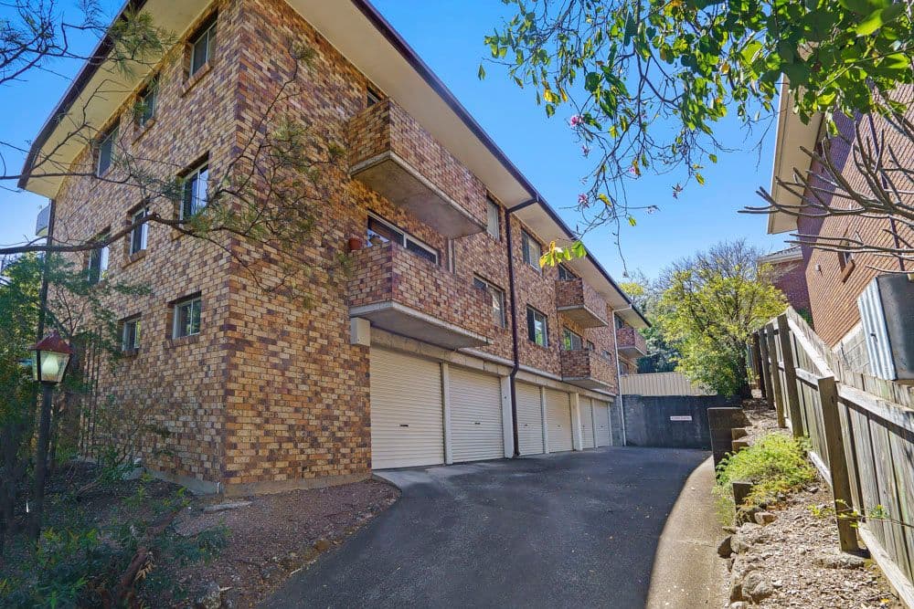 44 Underhill Avenue, Indooroopilly QLD 4068, Indooroopilly - Thumbnail 3
