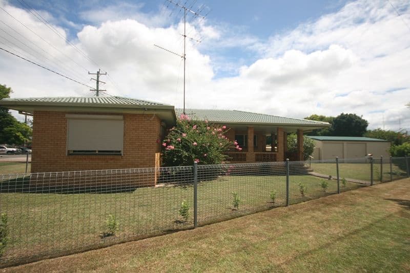 223 Queen Street, Grafton - Image 1