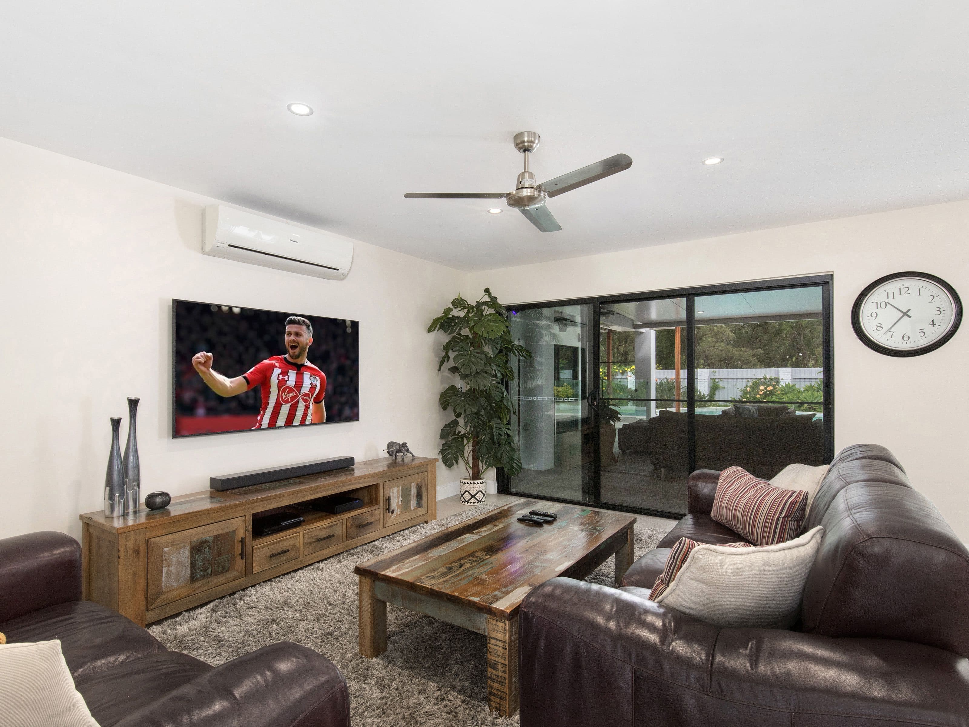 33 Latrobe Avenue, Helensvale QLD 4212, Helensvale - Thumbnail 5