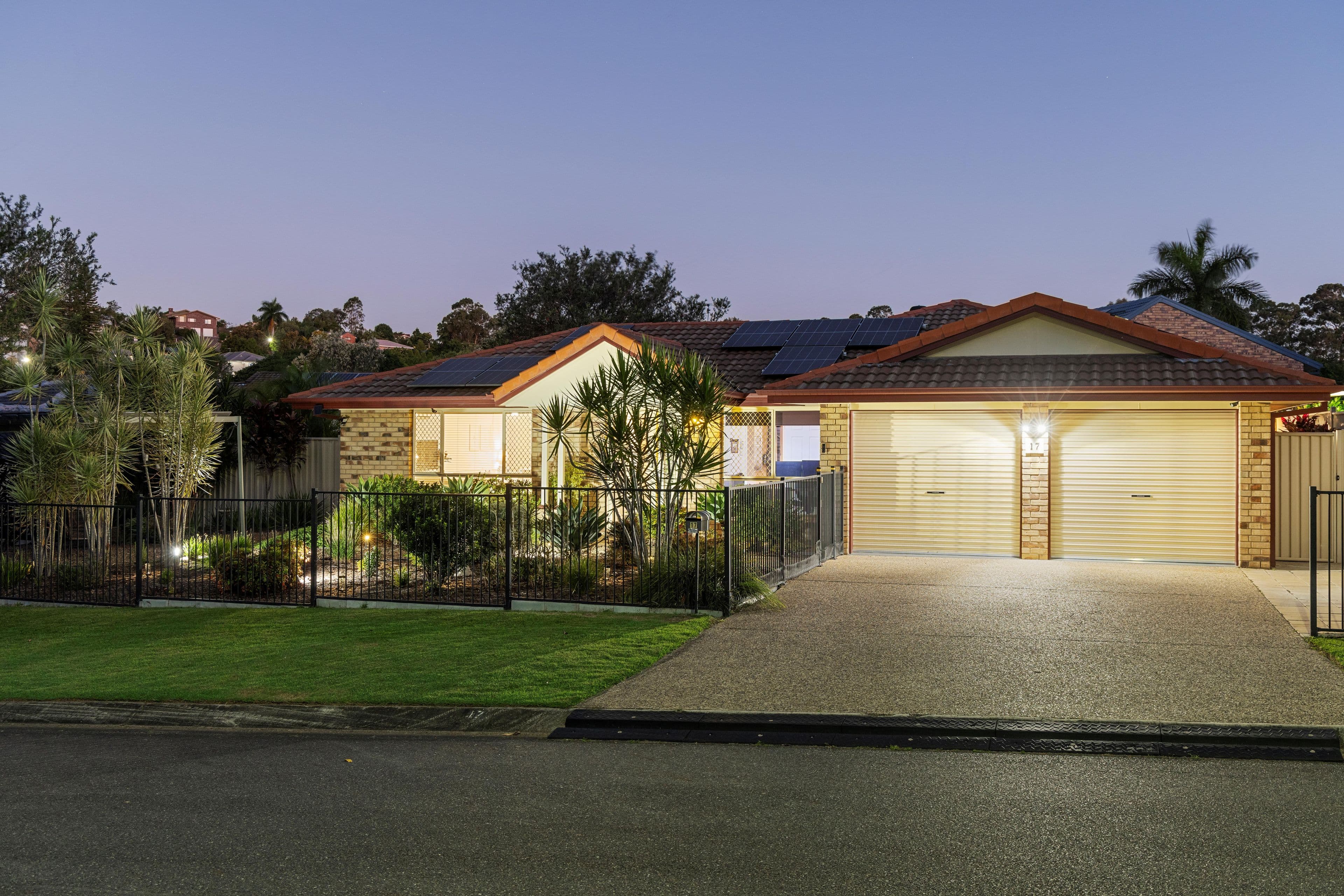 17 Blyde Street, Sinnamon Park QLD 4073, Sinnamon Park - Image 1