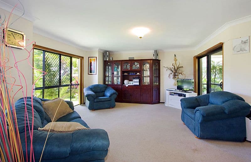 32  Forest Drive, ELANORA QLD 4221, Elanora - Thumbnail 3