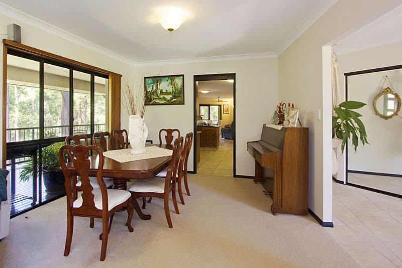 32  Forest Drive, ELANORA QLD 4221, Elanora - Thumbnail 4