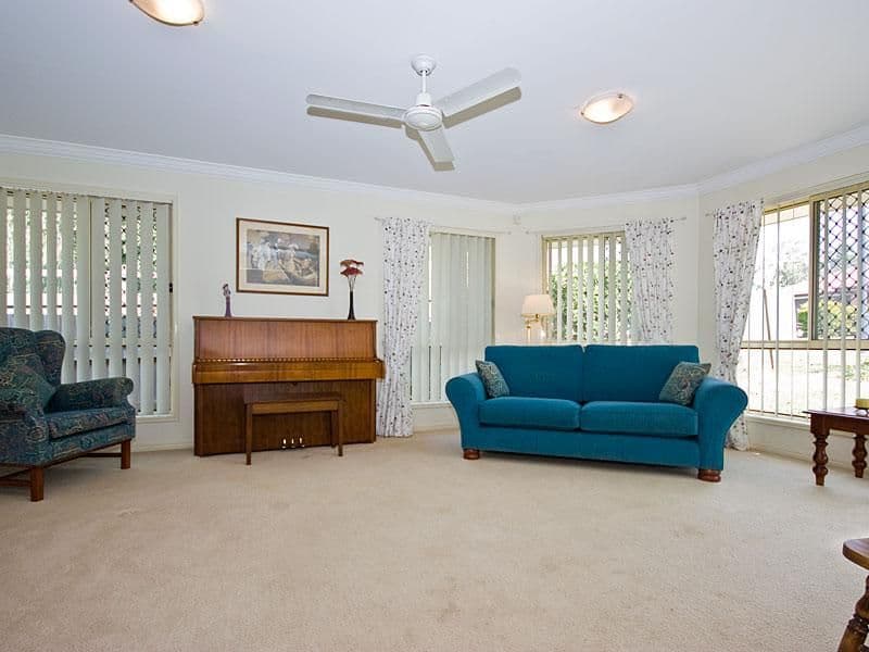 92 Jubilee Avenue, FOREST LAKE QLD 4078, Forest Lake - Thumbnail 6