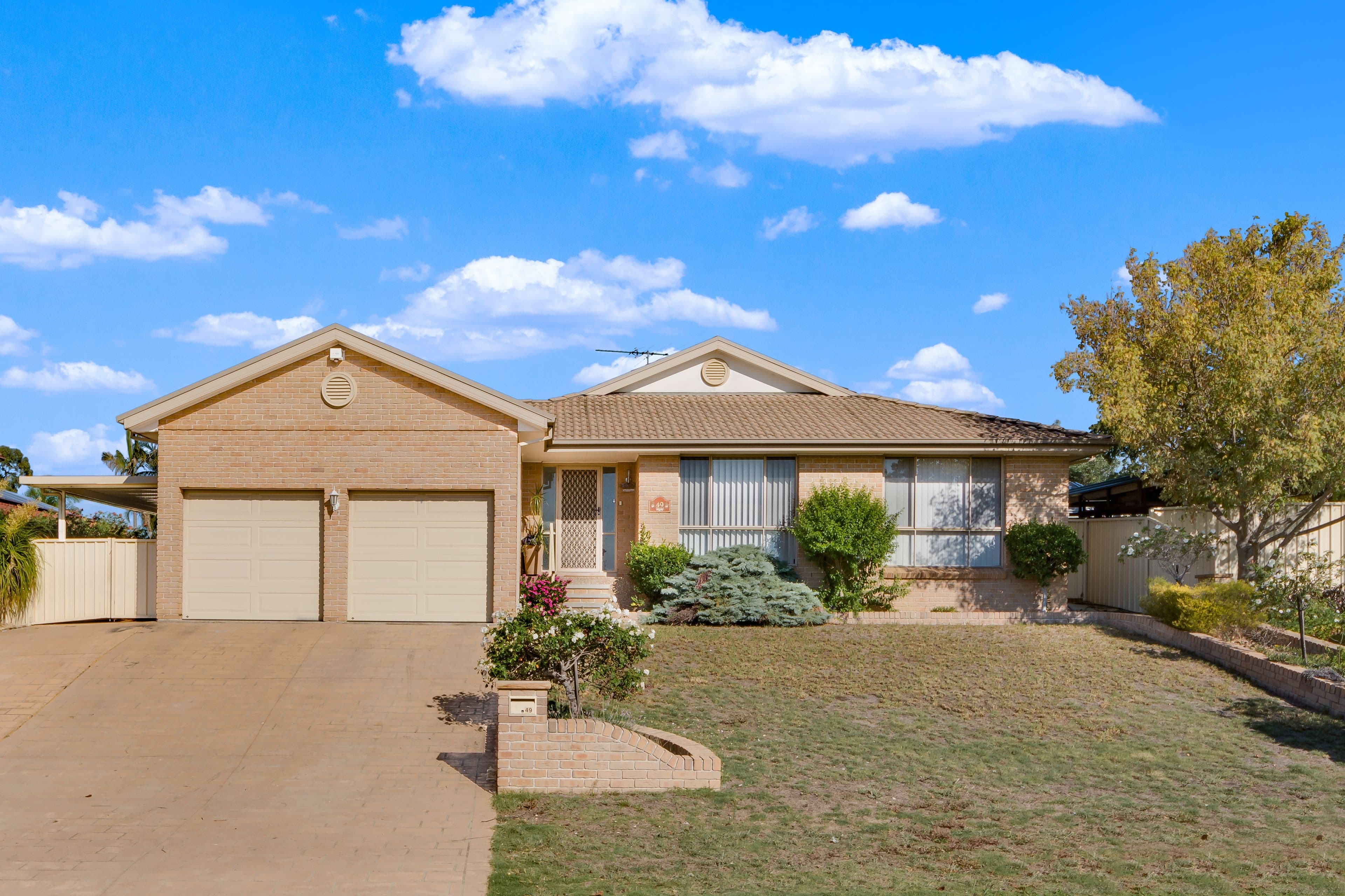 49 Englorie Park Drive, Glen Alpine - Image 1