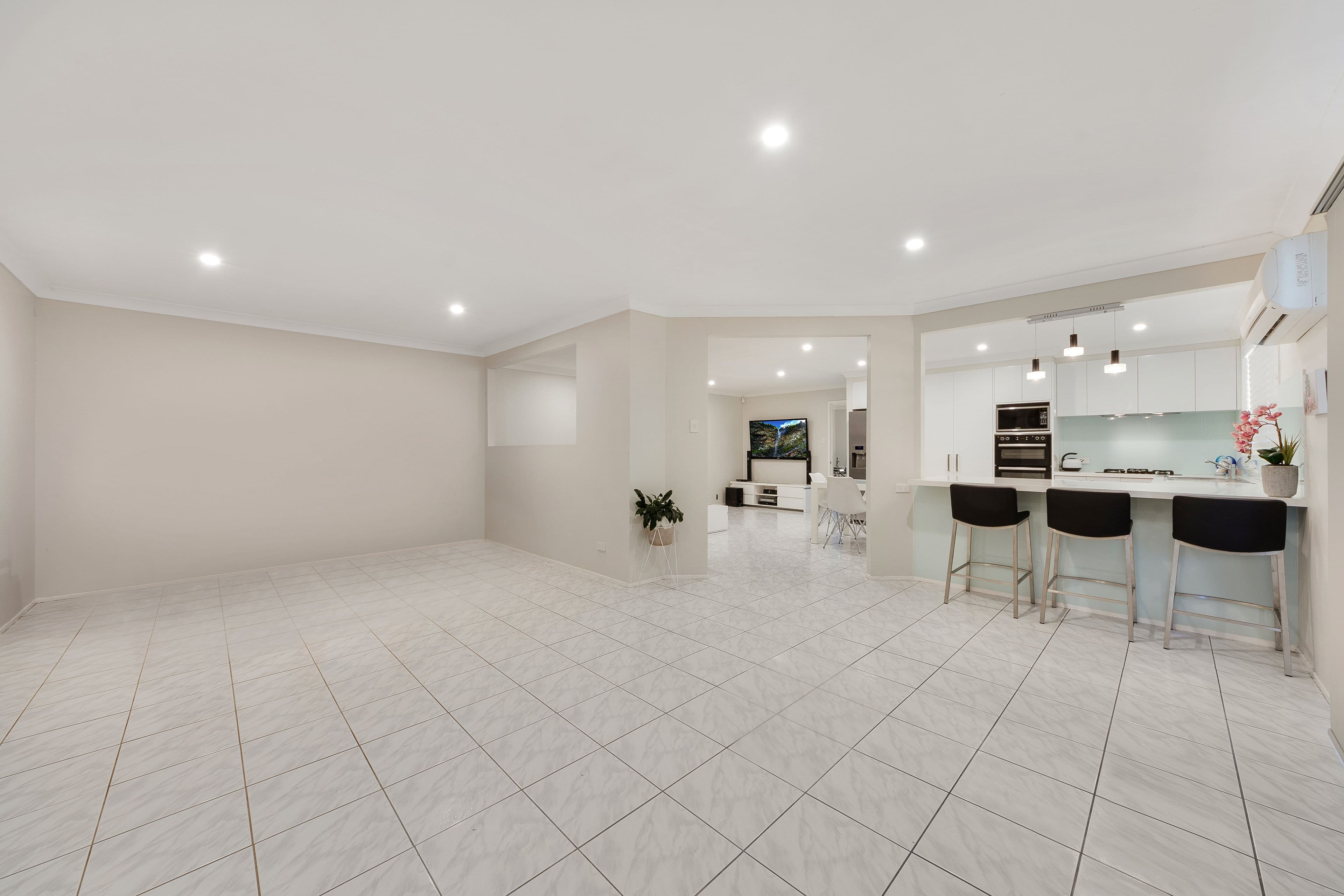 49 Englorie Park Drive, Glen Alpine - Thumbnail 5