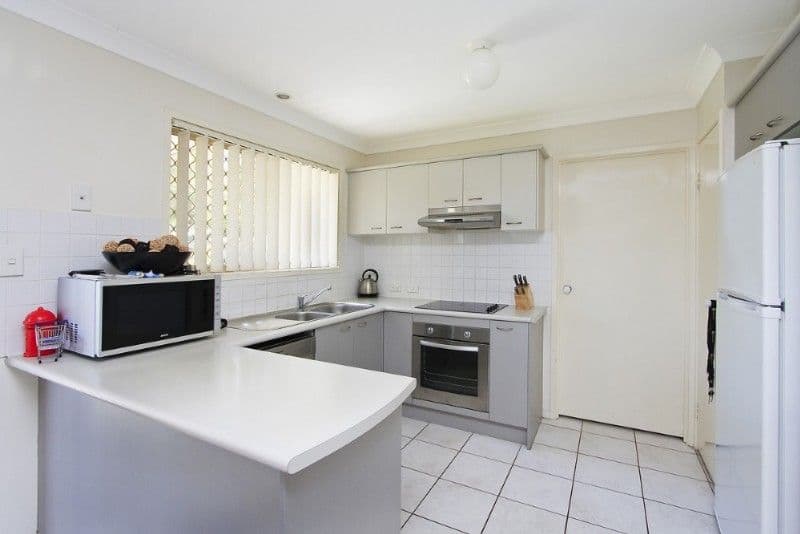 8 Earnshaw Street, ALGESTER QLD 4115, Algester - Thumbnail 2