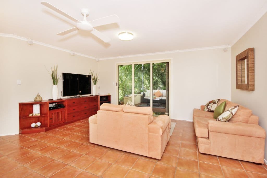 19 Stockman Crescent, MUDGEERABA QLD 4213, Mudgeeraba - Thumbnail 6