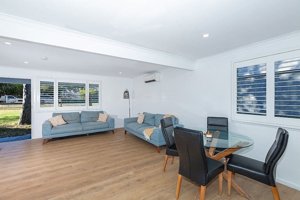 17 The Ridgeway, Bolton Point NSW 2283, Bolton Point - Thumbnail 3