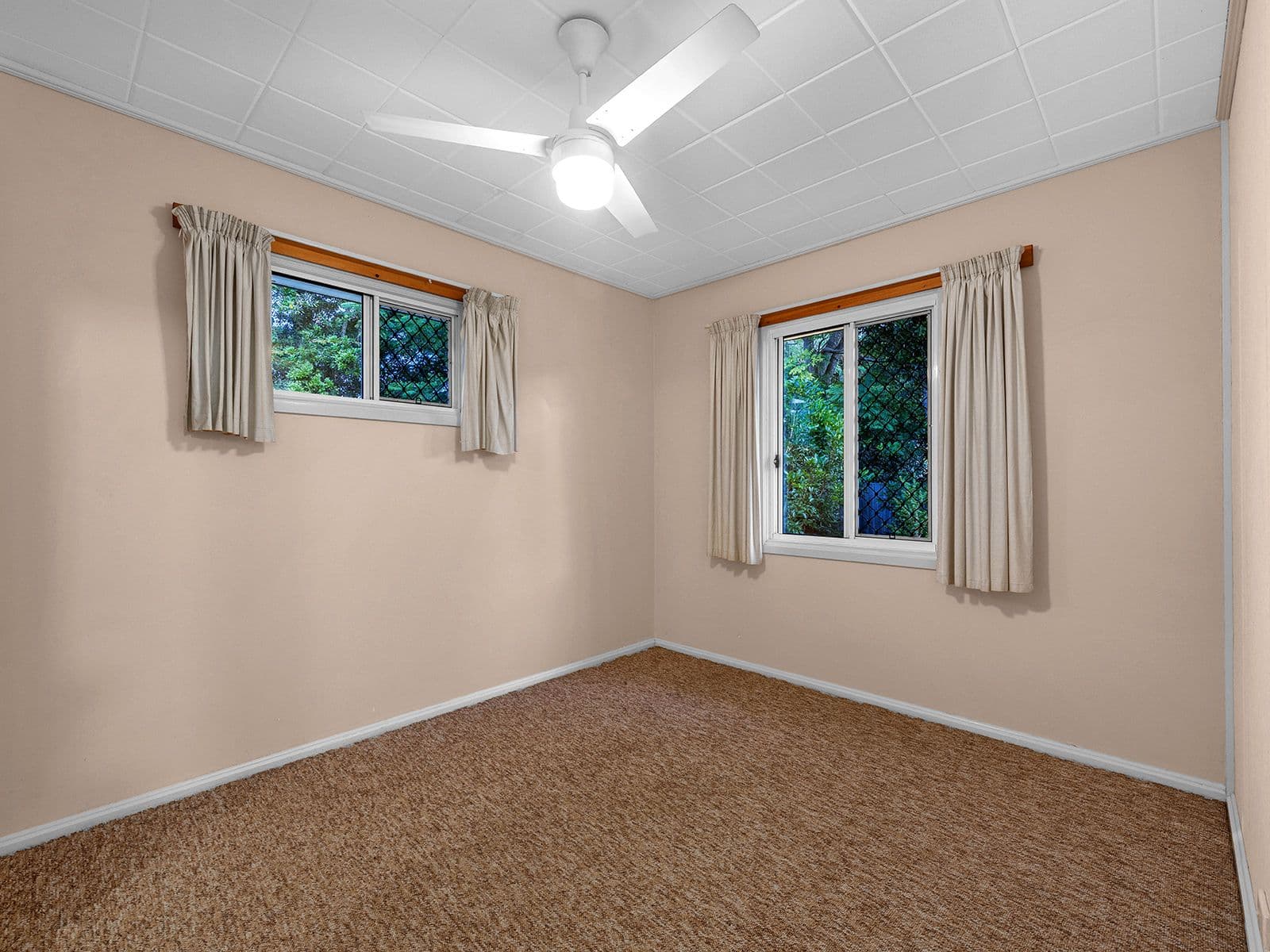 43 Hunter Street, Woodridge QLD 4114, Woodridge - Thumbnail 7