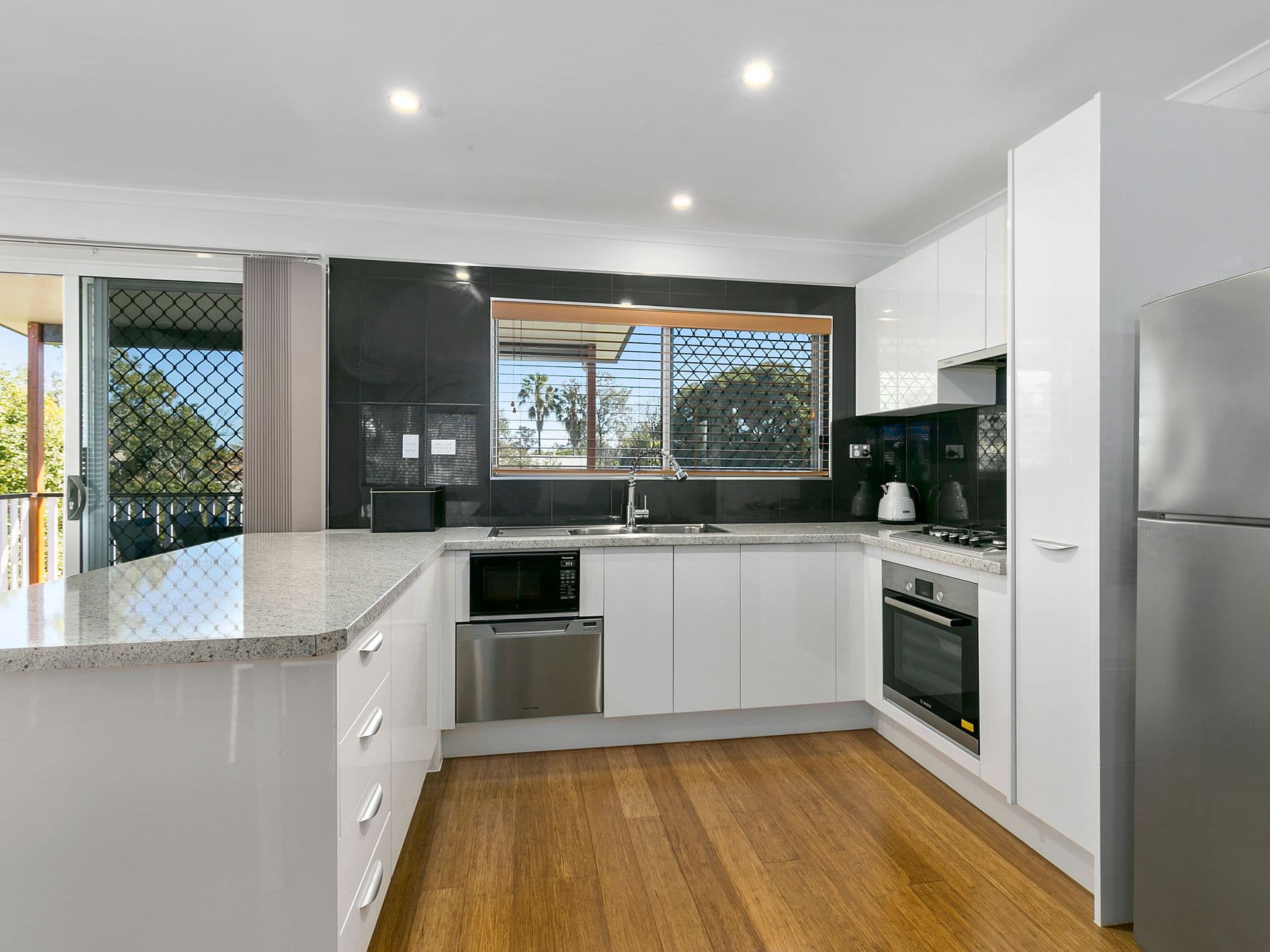 193 Redbank Plains Road, Bellbird Park QLD 4300, Bellbird Park - Thumbnail 3