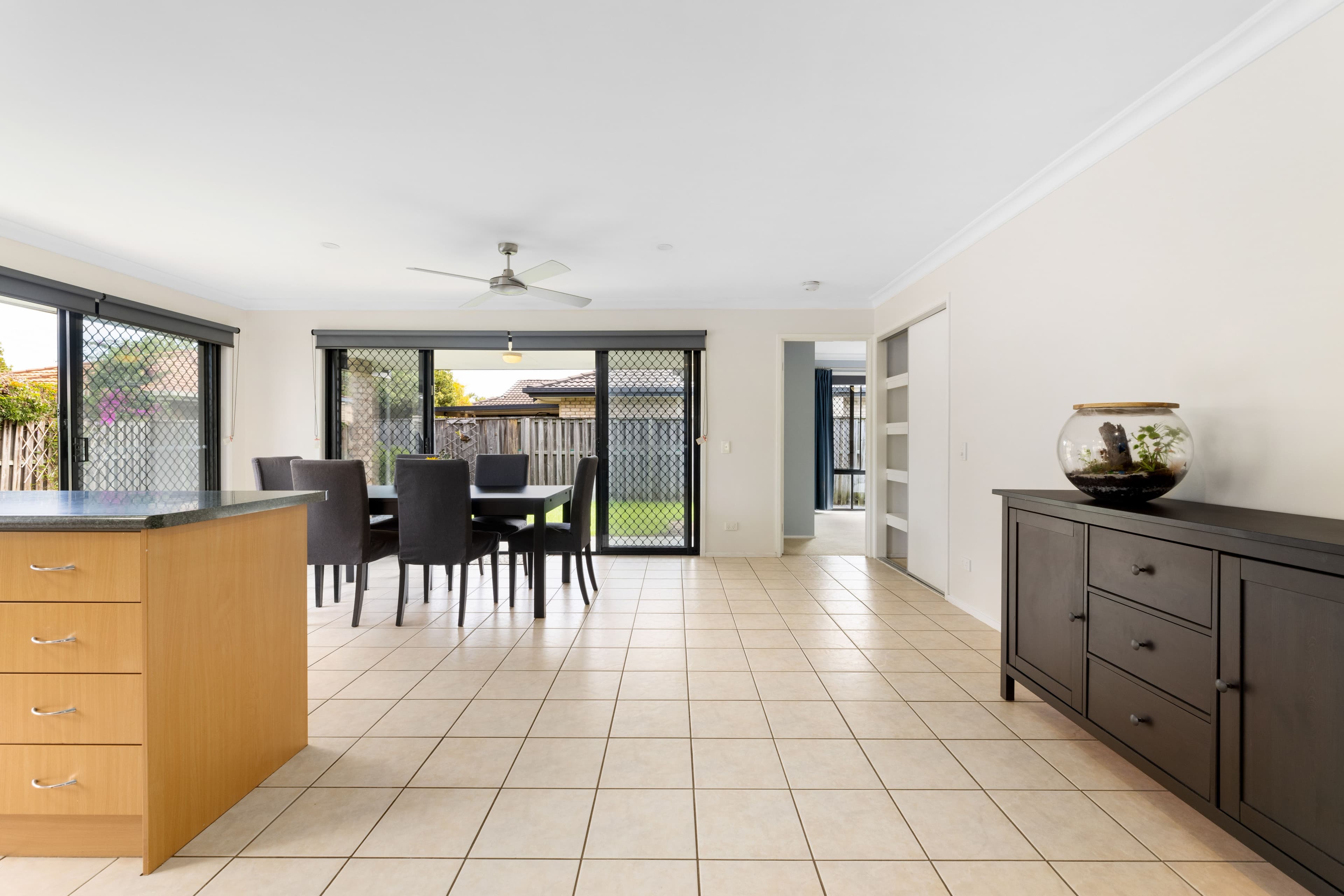 33 Groves Crescent, Boondall QLD 4034, Boondall - Thumbnail 3
