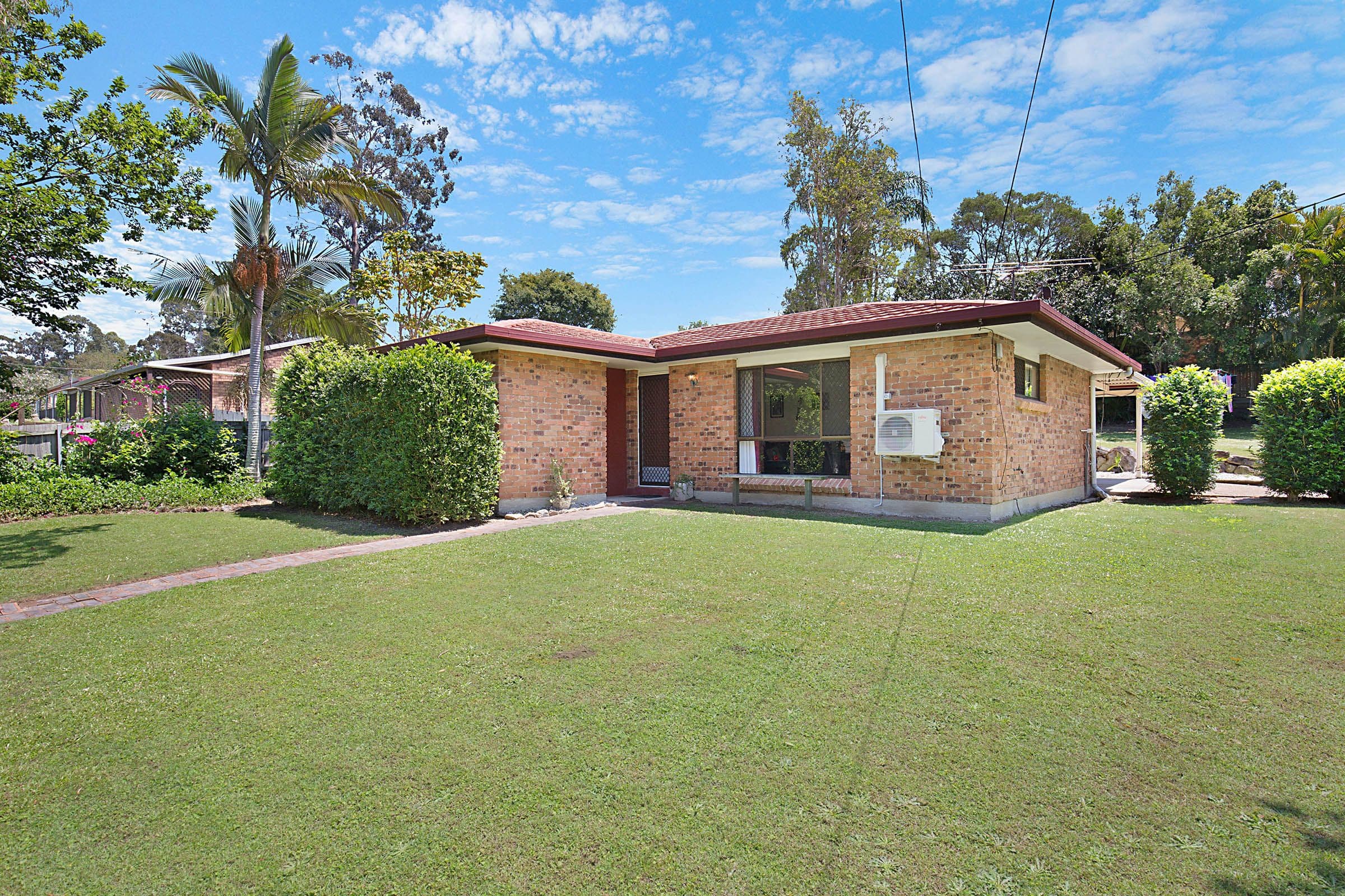 50 Avonmore Street, Edens Landing QLD 4207, Edens Landing - Thumbnail 3