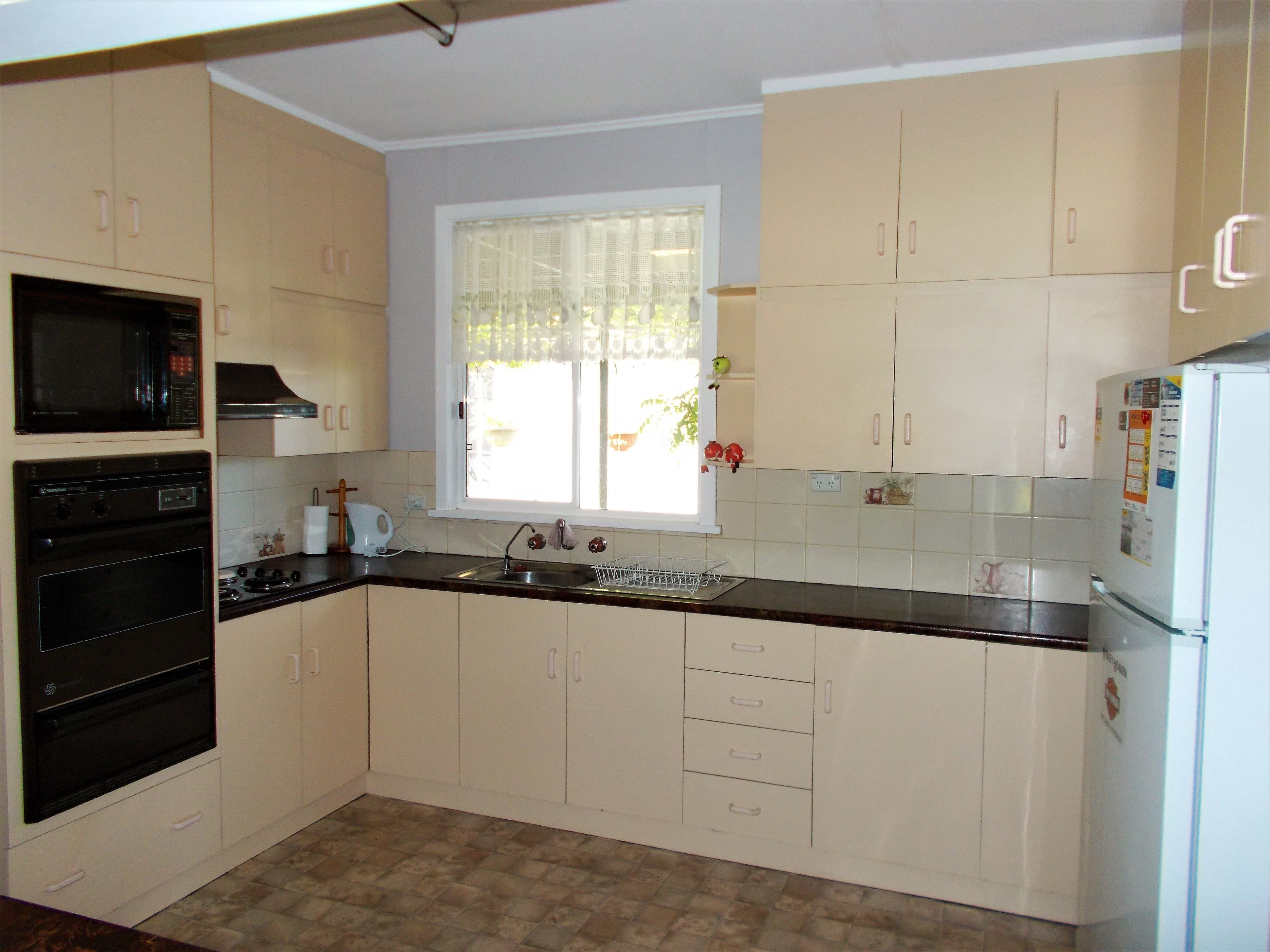 9 Eveline Street, Bordertown SA 5268, Bordertown - Thumbnail 5