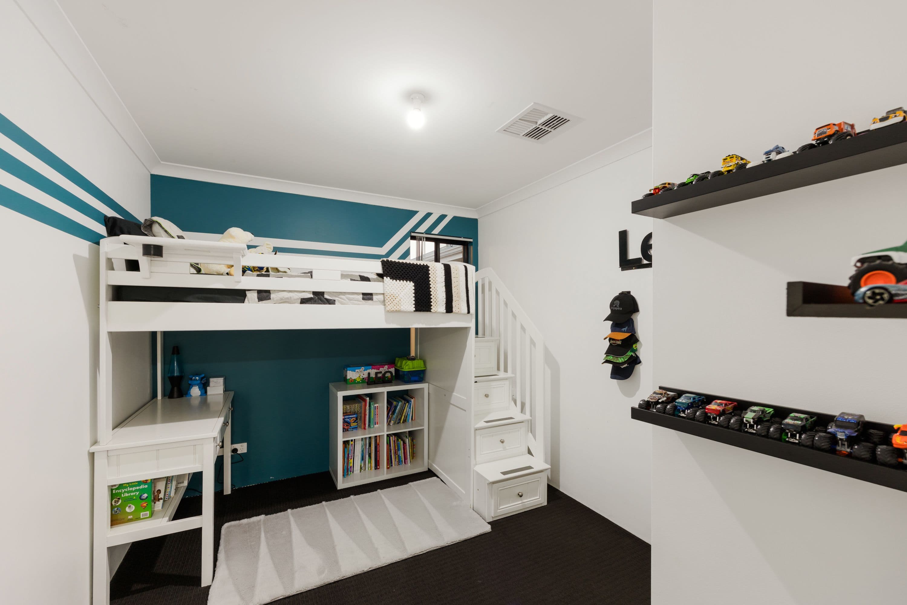 4 Cropsey Close, Hilbert WA 6112, Hilbert - Thumbnail 8