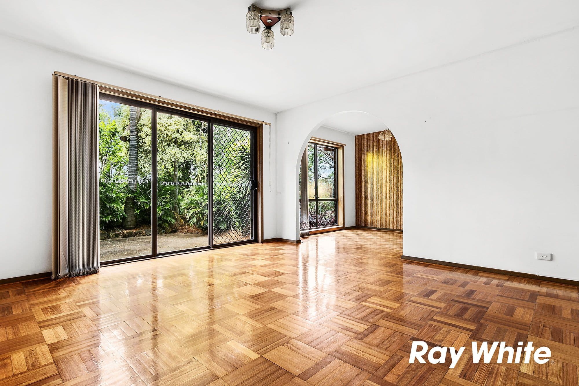 12 Washington Place, Castle Hill - Thumbnail 5