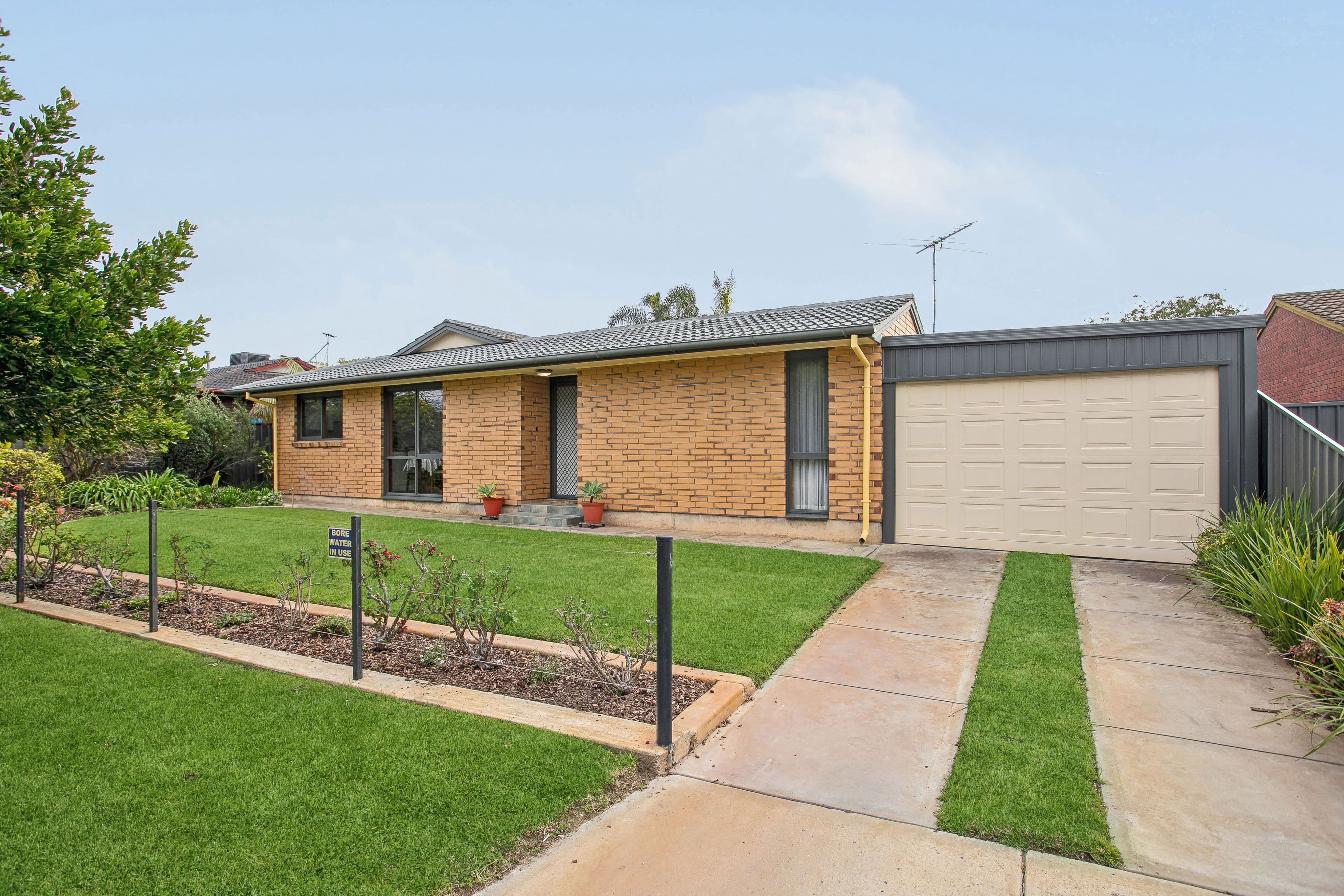 8 Orungal Court, Taperoo SA 5017, Taperoo - Image 1