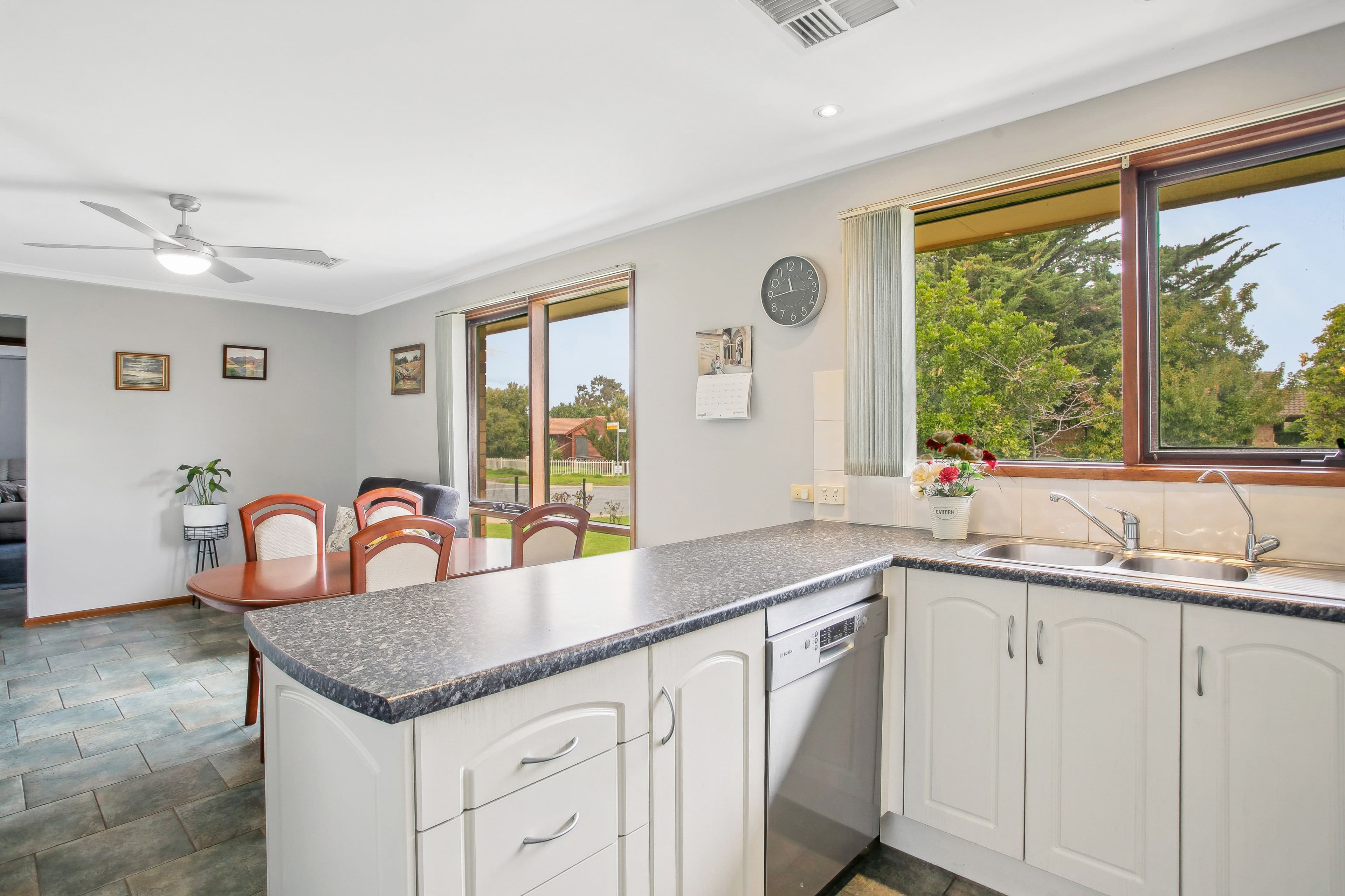 8 Orungal Court, Taperoo SA 5017, Taperoo - Thumbnail 6