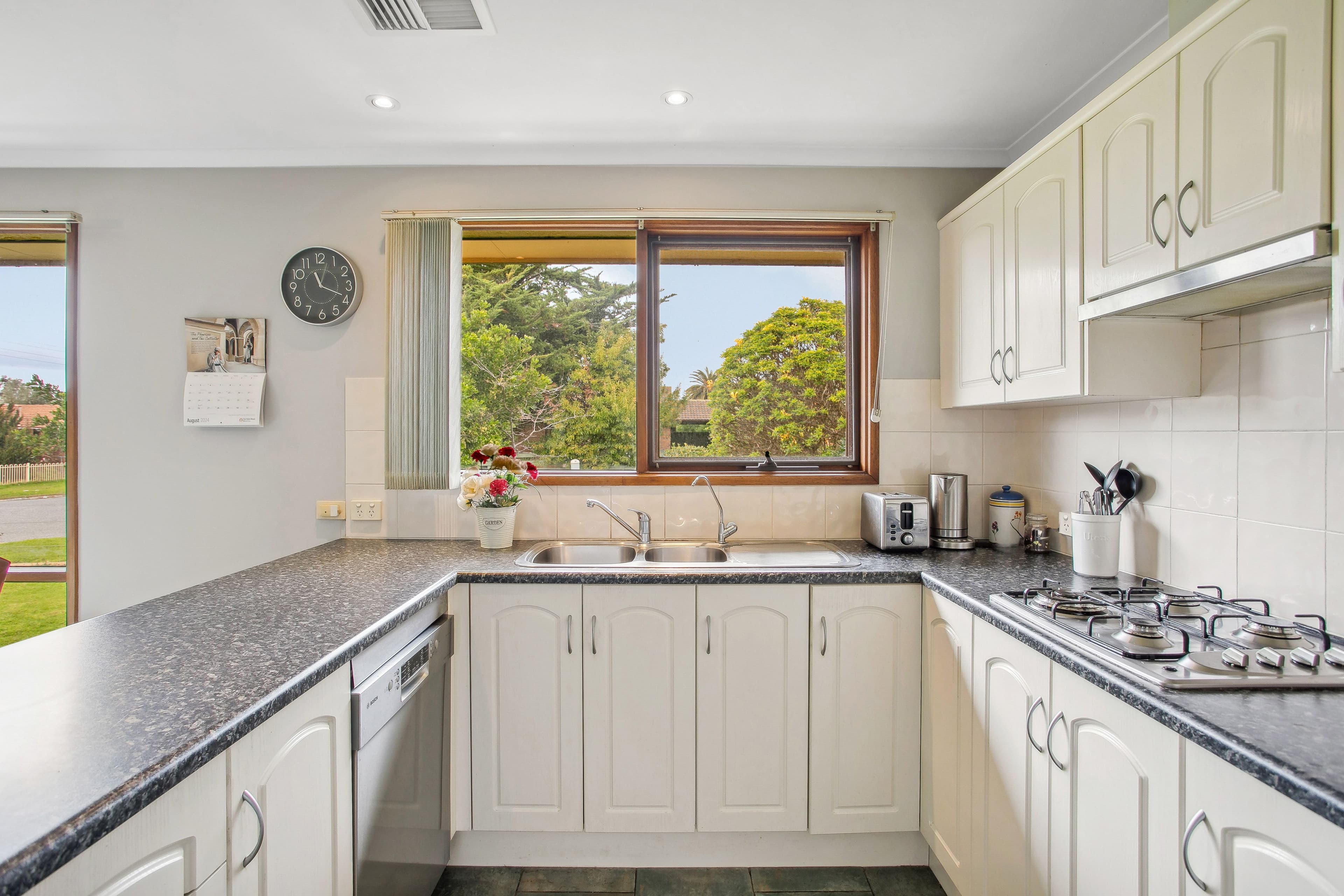 8 Orungal Court, Taperoo SA 5017, Taperoo - Thumbnail 8