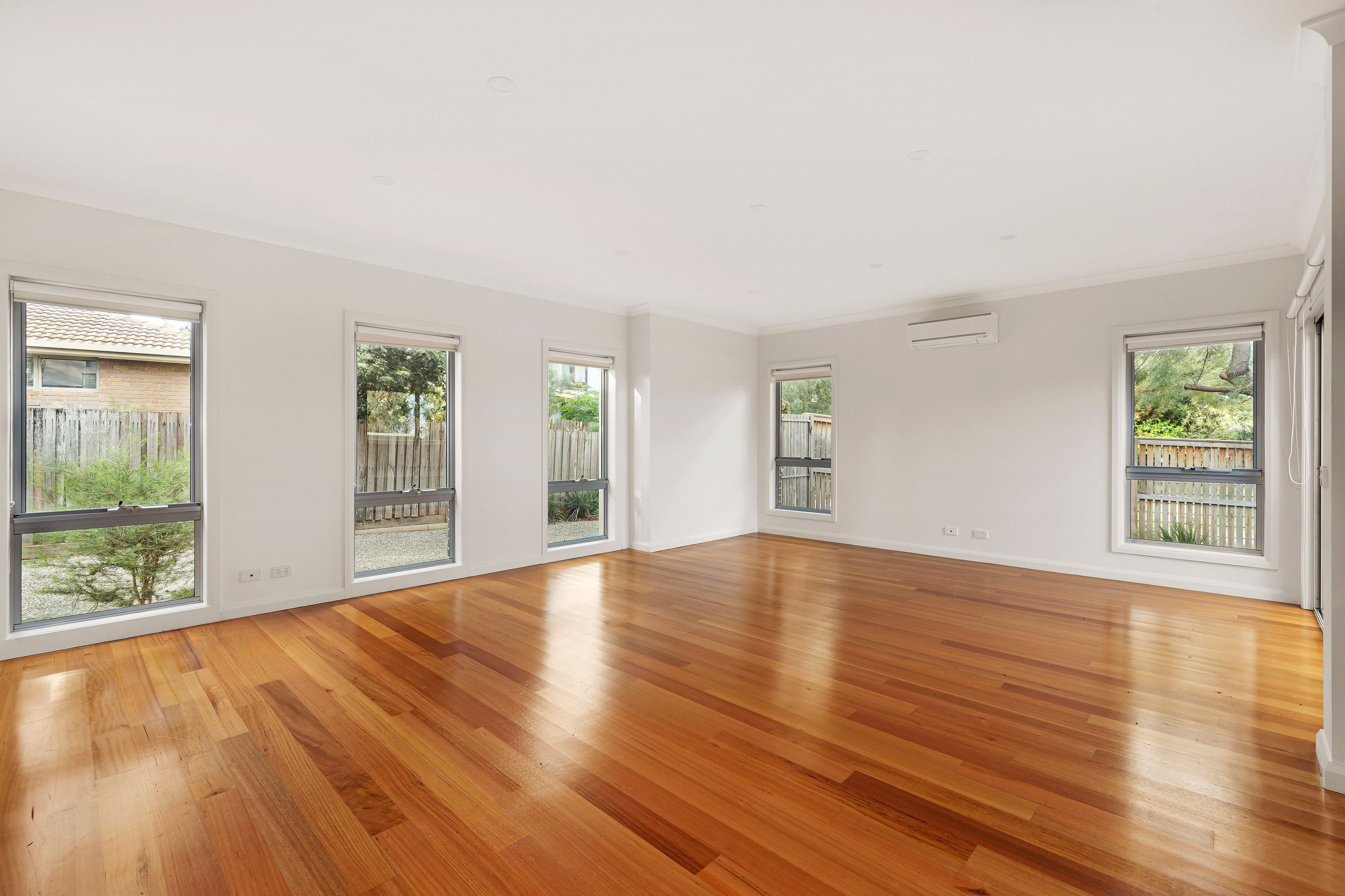 422 Lower Plenty Road, Viewbank VIC 3084, Viewbank - Thumbnail 2