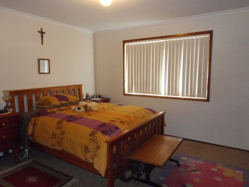 4 Joseph Street, Batehaven - Thumbnail 8