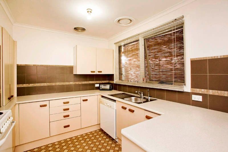34 Brunel Close, LARA VIC 3212, Lara - Thumbnail 2